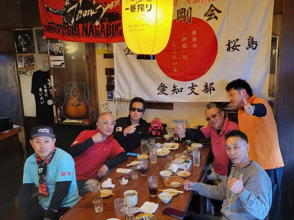 2FC2A5B6-EE7C-47B2-860A-08C4B7385BAE