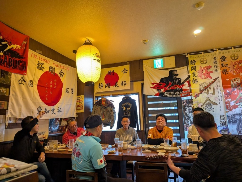 8B40BABD-F2F0-49BD-A40E-08AFA32EA400